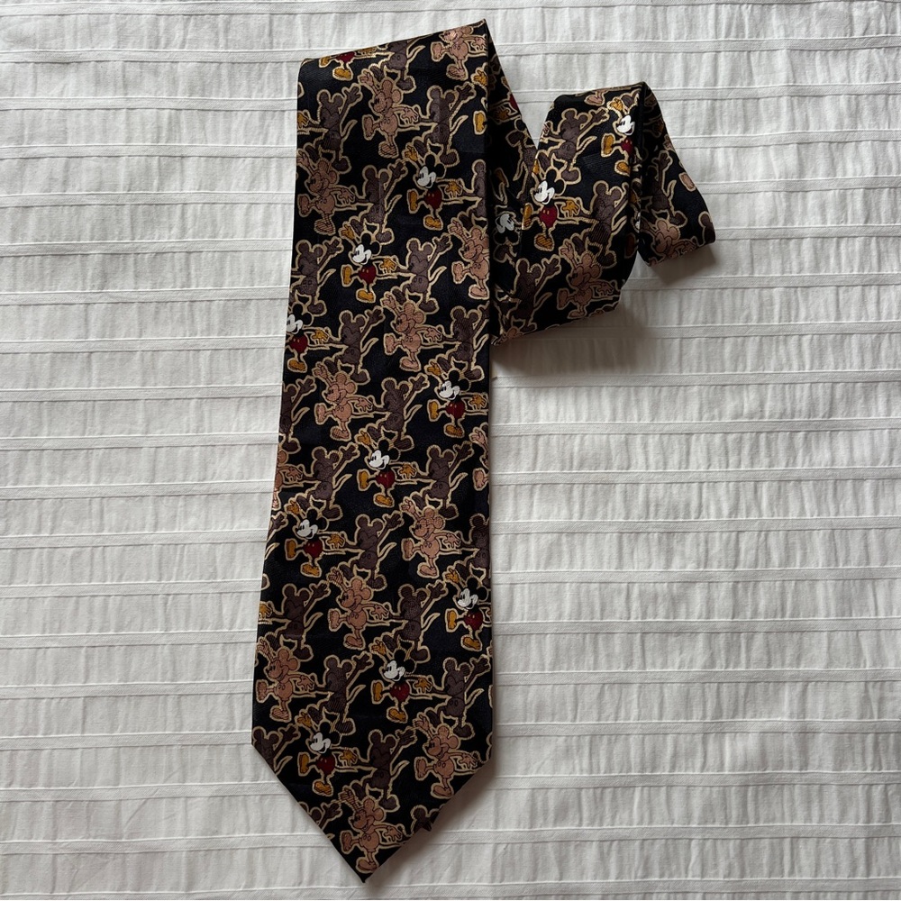NWT Disney Mickey Unlimited Silk Tie with Metallic Mickey Mouse Print